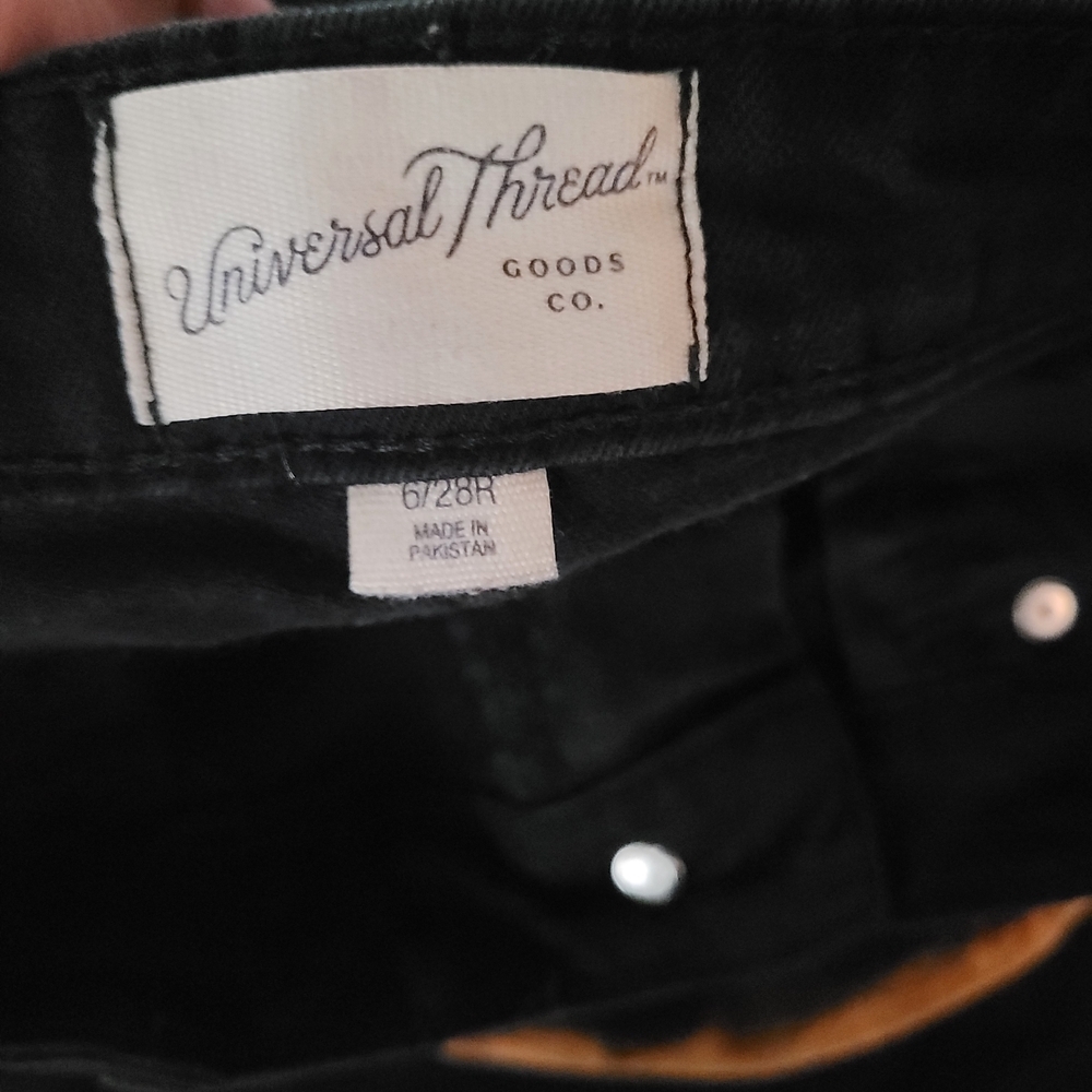 Universal Thread Black, Orange-Red Shorts w. Artistic Reverse-Dye Sz 6/28 - Picture 6 of 10